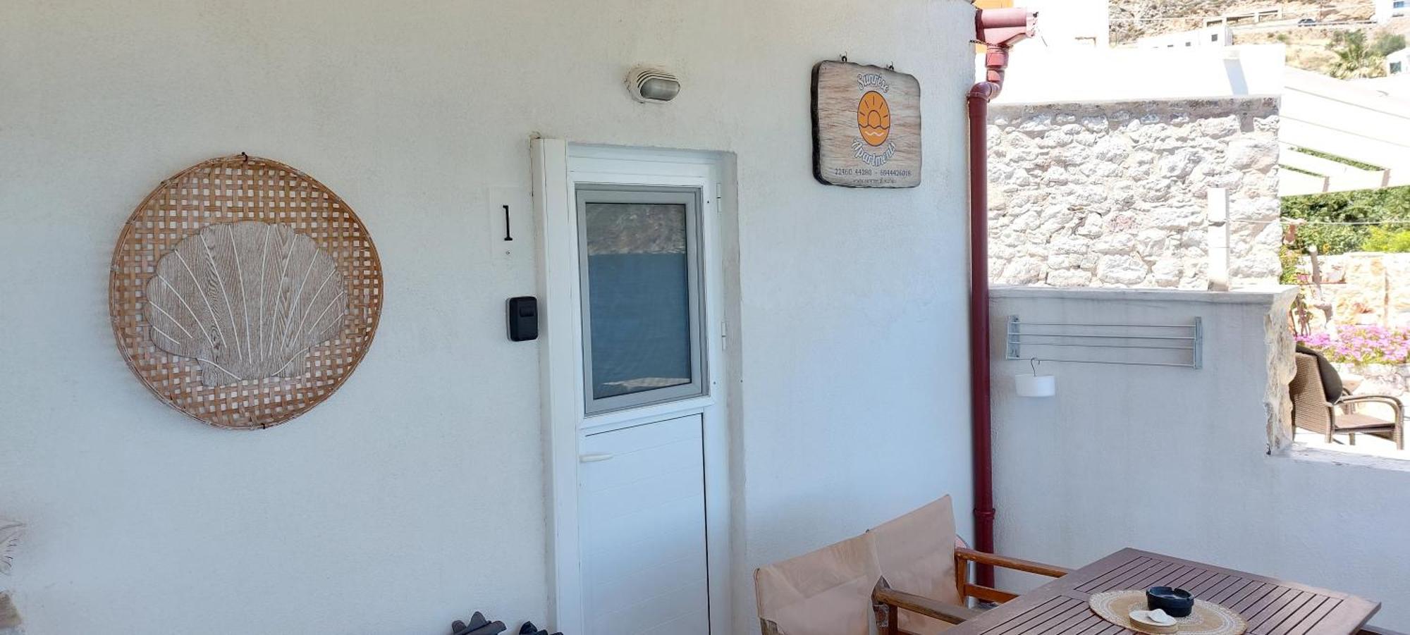 Sunrise Apartments Livadia  Exterior photo